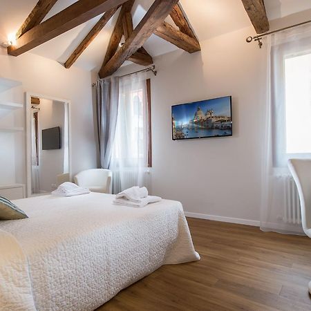 Ca' Giusta Hotel เวนิส ภายนอก รูปภาพ