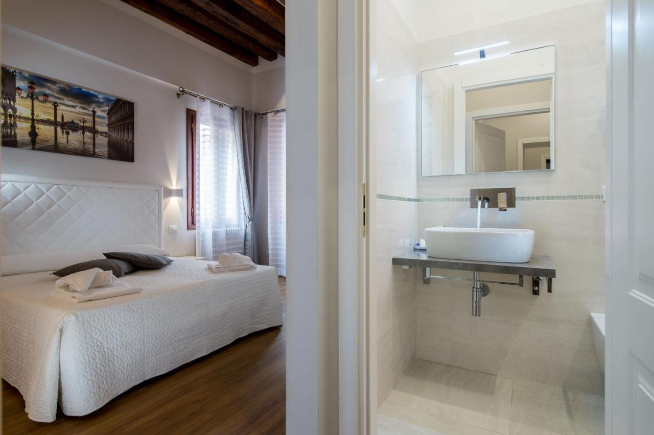Ca' Giusta Hotel เวนิส ภายนอก รูปภาพ